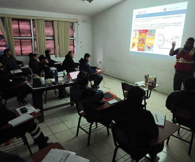 Capacitan a personal de PCyB Capacitan a personal de PCyB