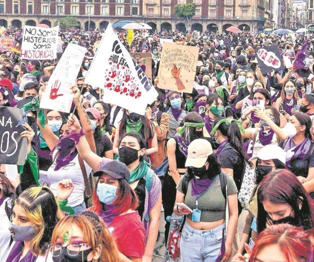 Al alza delitos contra féminas pese a alertas