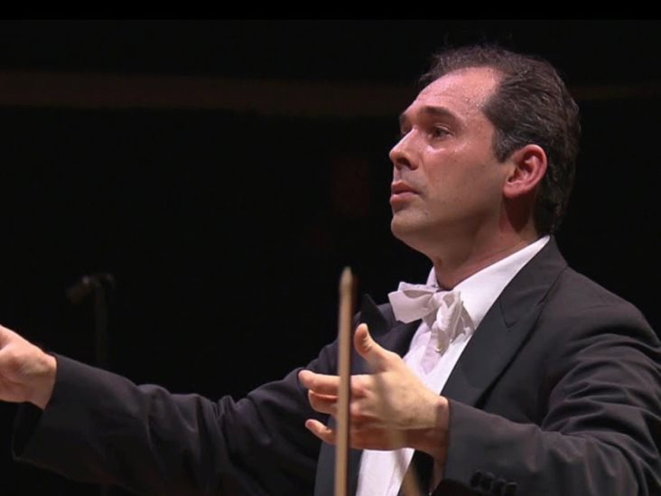 El director musical del Teatro Bolshói de Moscú dimitió en protesta por la guerra en Ucrania El director musical del Teatro Bolshói de Moscú dimitió en protesta por la guerra en Ucrania