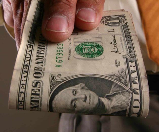 Sacude conflicto las bolsas y dólar