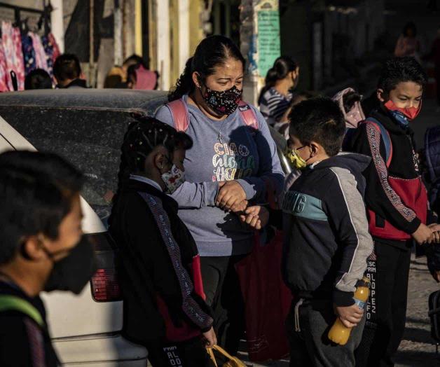 Cambia cierre de escuelas la vida de miles