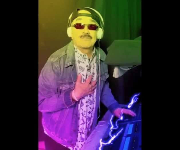 Pedro Sola lo hace de nuevo, vuelve a ser un Dj