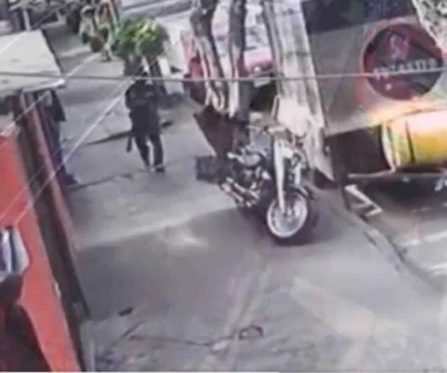 ONG acusa a un hombre de matar perros y gatos para comerlos crudos en Azcapotzalco