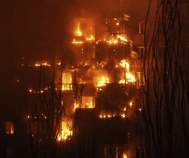 Arrecian bombas; Ataca Rusia Mariúpol