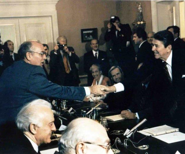 Recuerda a muchos era de la Guerra Fría