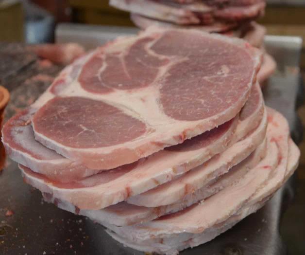 Garantizan abasto de carne y bajan precios