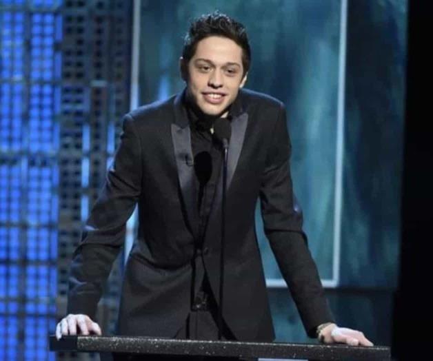 Irá Pete Davidson al espacio con compañía de Jeff Bezos