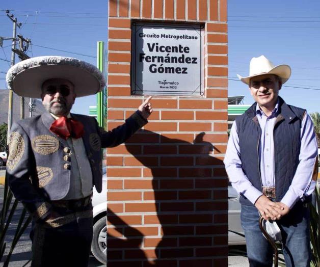 Rinden honor a Chente