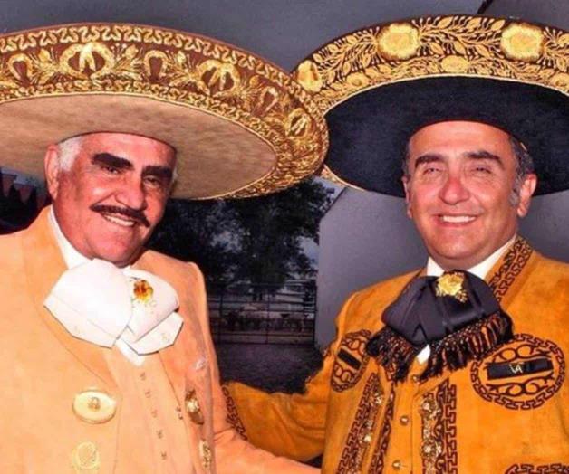 Él es Vicente Fernández Jr., protagonista de El último rey Él es Vicente Fernández Jr., protagonista de El último rey