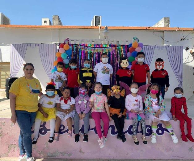 Celebran la Primavera Celebran la Primavera