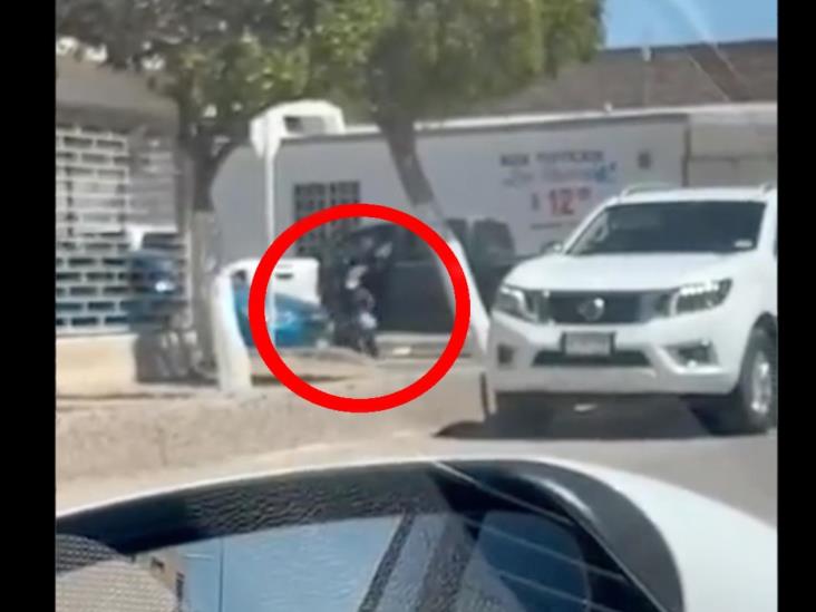 Niña intenta salvar a su padre mientras lo secuestran en Sonora Niña intenta salvar a su padre mientras lo secuestran en Sonora
