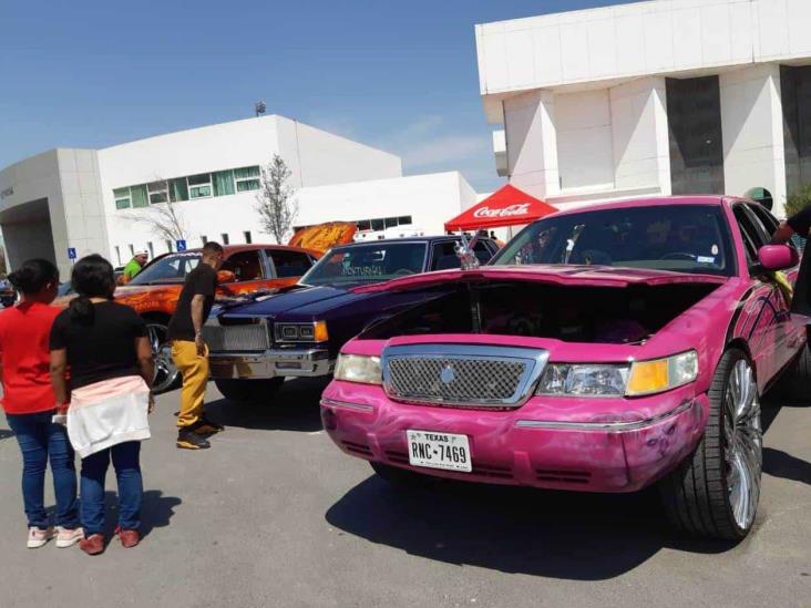 Admiran ‘magia’ de autos clásicos Admiran ‘magia’ de autos clásicos