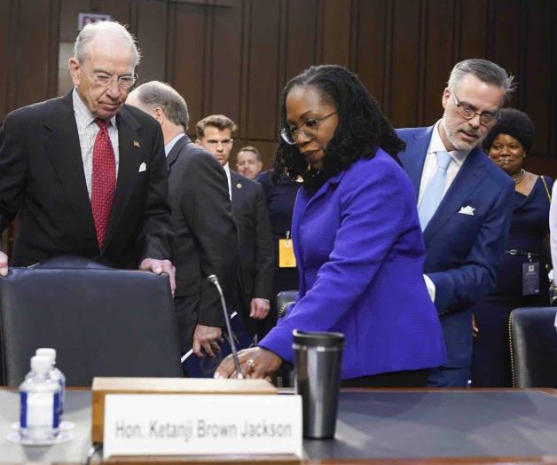 Inicia audiencia a 1er. mujer negra nominada a la Corte Suprema