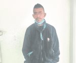 Cae chofer de pesera por no pagar en tienda