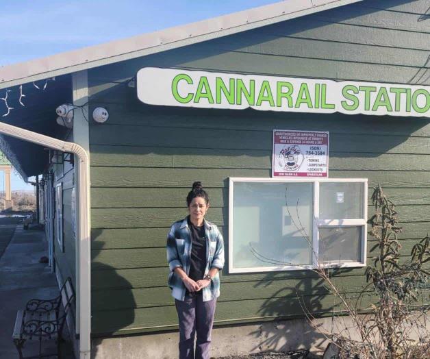 Le niegan ciudadanía por vender mariguana Le niegan ciudadanía por vender mariguana