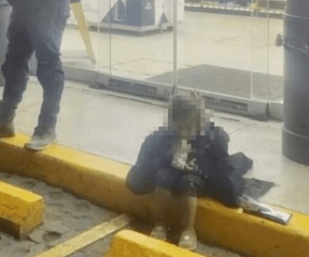 Abandona pequeña de 3 años en gasolinera de Tultepec Abandona pequeña de 3 años en gasolinera de Tultepec