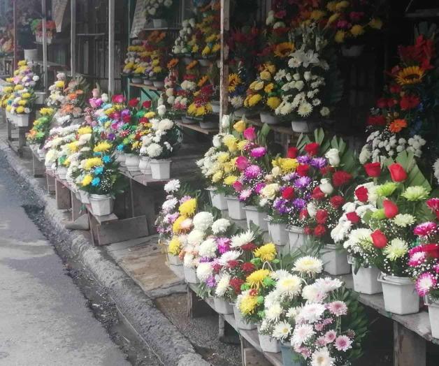 Aumentan precio de las flores hasta un 200%