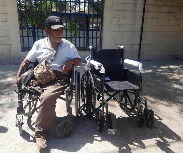 Donan silla de ruedas a Don “Chutiyo” en Progreso Donan silla de ruedas a Don “Chutiyo” en Progreso
