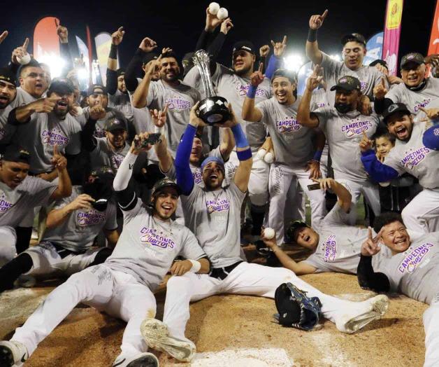 Visita el campeón Palacio Nacional