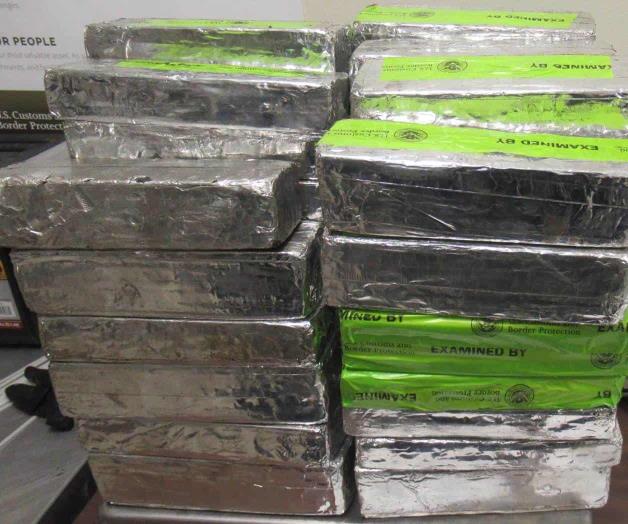 Incautan millonaria carga de narcóticos