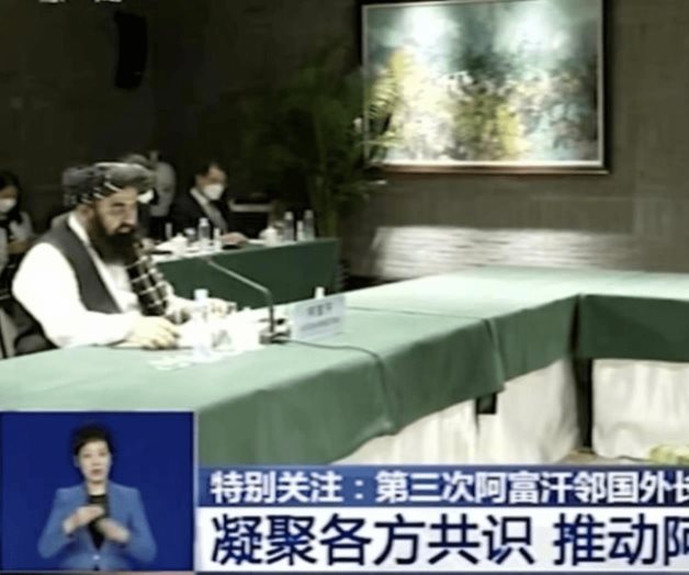 China muestra ambiciones de Afganistán en reuniones multinacionales