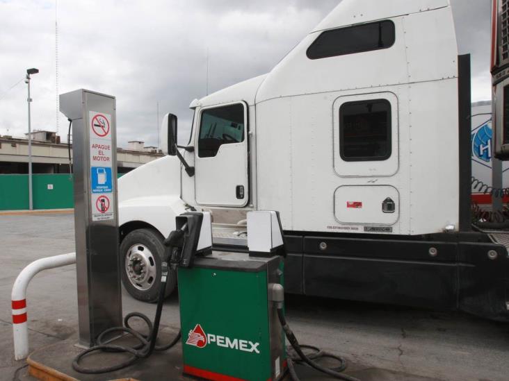Privilegian subsidio a diesel sobre gasolina Privilegian subsidio a diesel sobre gasolina
