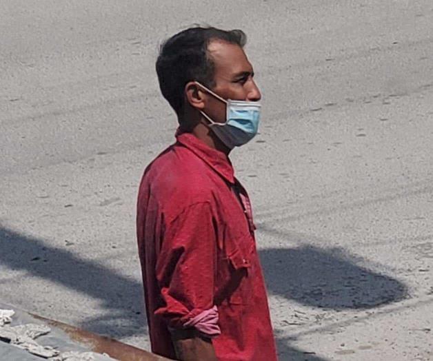 Alertan contra estafador