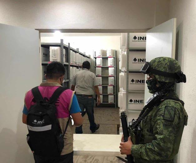 Reparten paquetes electorales para la revocación de mandado