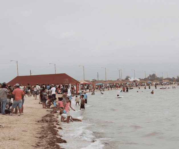 Playa La Carbonera espera el arribo de miles de turistas
