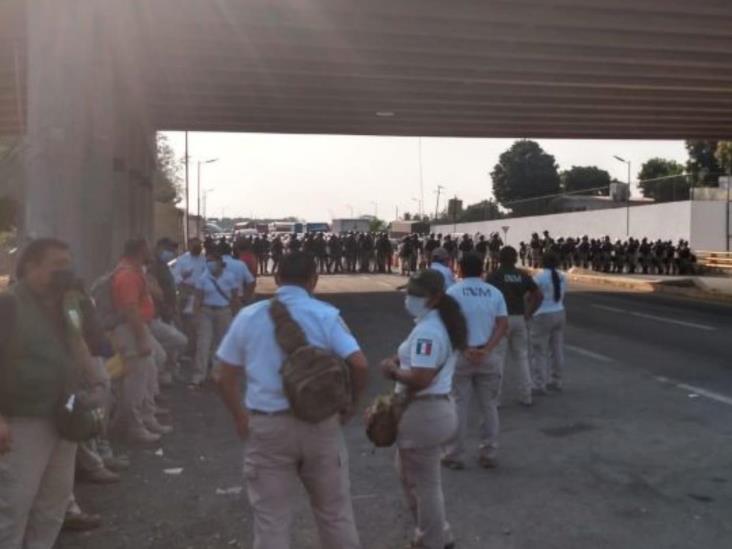 INM disuelve la caravana “Viacrucis migrante” que partió de Tapachula INM disuelve la caravana “Viacrucis migrante” que partió de Tapachula
