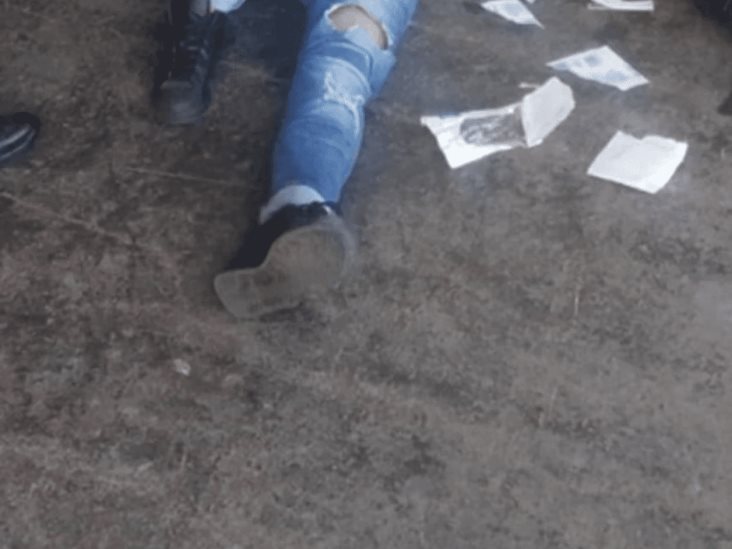 Tras pellizcar mejillas de su prima, joven es golpeado y muere Tras pellizcar mejillas de su prima, joven es golpeado y muere