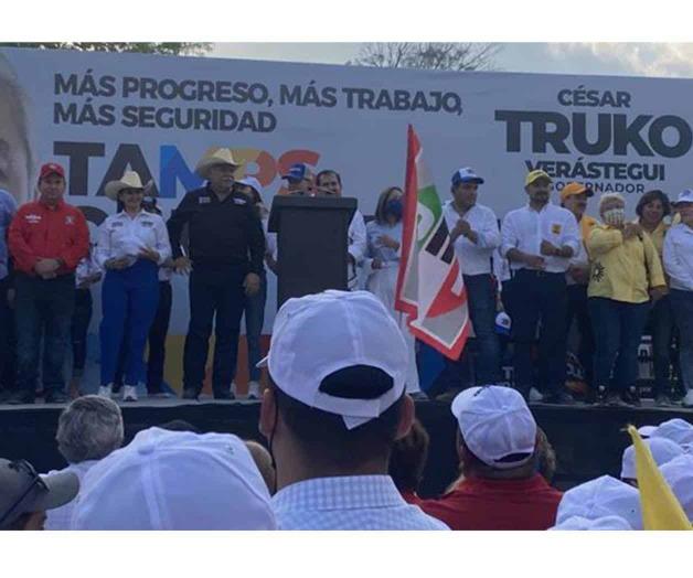 Realiza ‘Truko’ Verástegui recorrido por Río Bravo