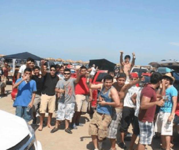 Convierten bulevar en “megacantina” Convierten bulevar en “megacantina”