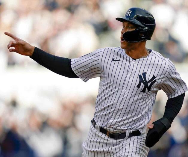 Stanton pega otro jonrón ante Boston; Yanquis ganan 4-2