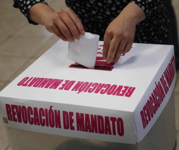 Deciden revocación de mandato: ¿Se va... o se queda? Deciden revocación de mandato: ¿Se va... o se queda?