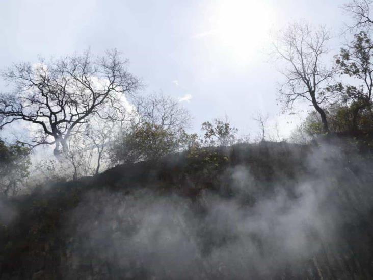 Cierran totalmente paso a Sierra de Santiago por incendio Cierran totalmente paso a Sierra de Santiago por incendio