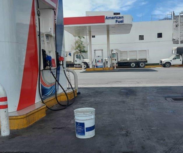 Escasean ahora gasolinas en NL