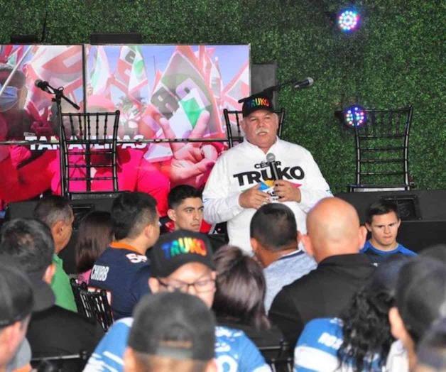 Se reúne ‘Truko’ con deportistas