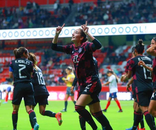 Asegura Tri femenil Octagonal