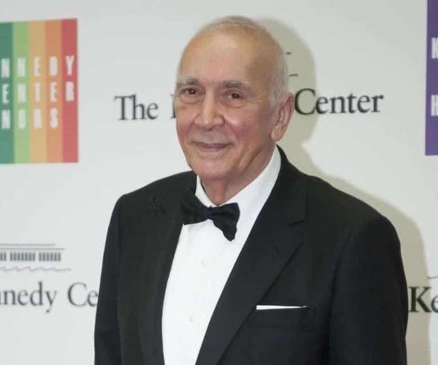 Señalan al actor Frank Langella  por acoso sexual