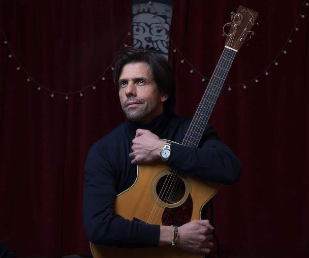 La historia de Patricio: el compositor que hace música desde el infierno del párkinson