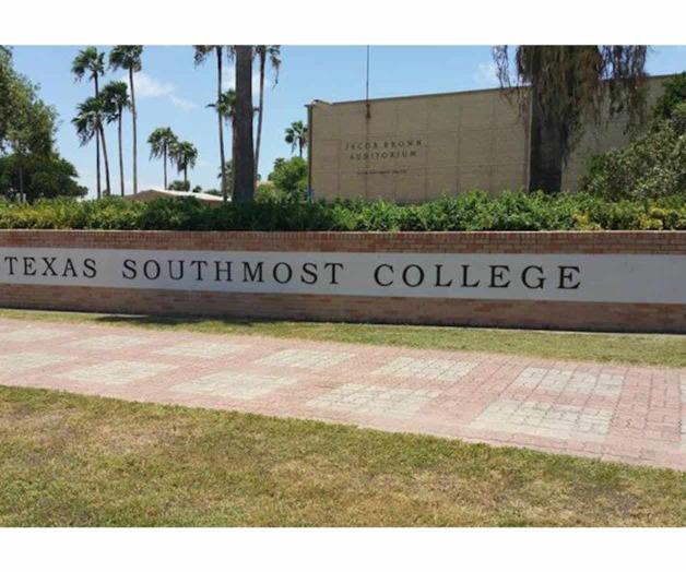 Presentarán colección de programas en el Colegio