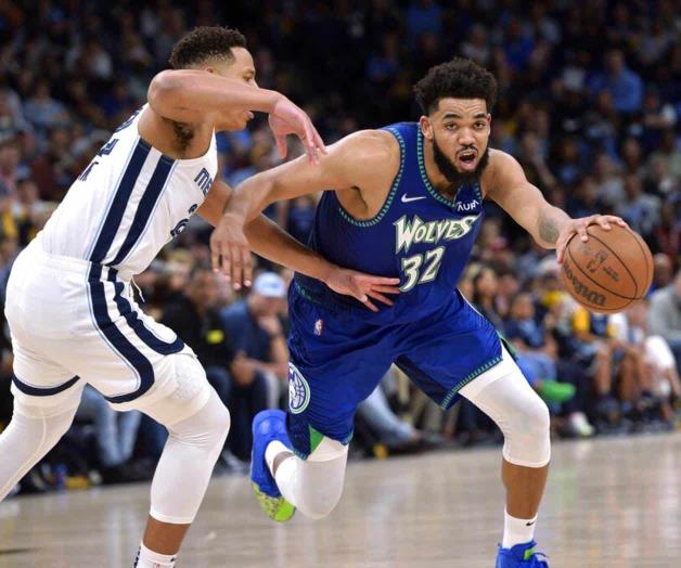 Wolves sorprenden a Grizzlies y ganan 1er partido Wolves sorprenden a Grizzlies y ganan 1er partido