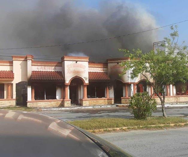 Se incendia restaurante ubicado en Camargo