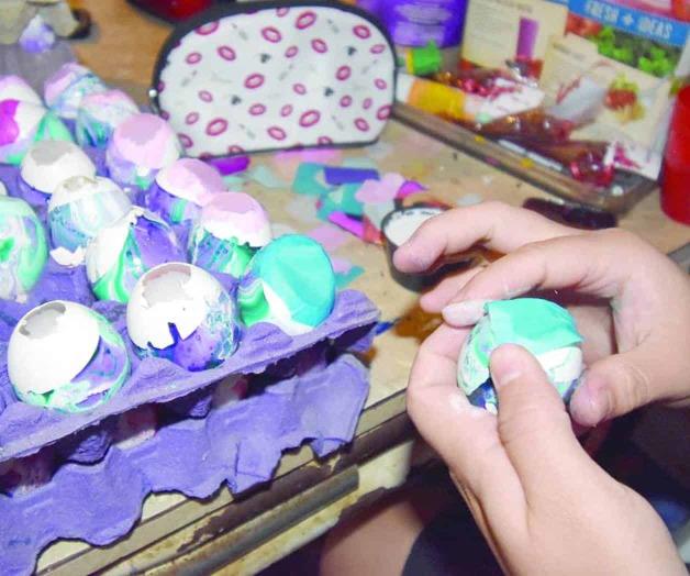 Familias se alistan: Domingo de Pascua Familias se alistan: Domingo de Pascua