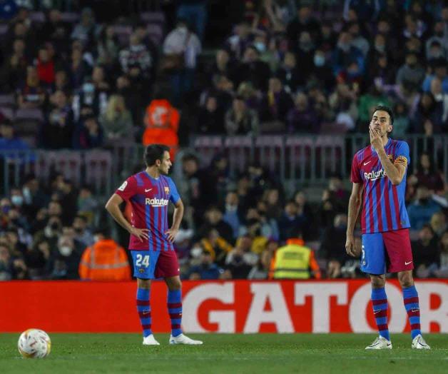 Cae Barcelona y se aleja del título de la Liga Española