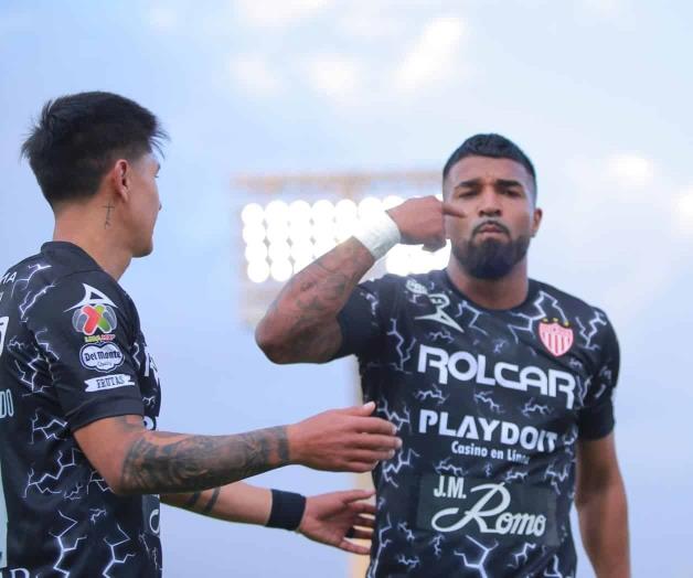 Necaxa silencia el rugido de los Tigres de Herrera Necaxa silencia el rugido de los Tigres de Herrera