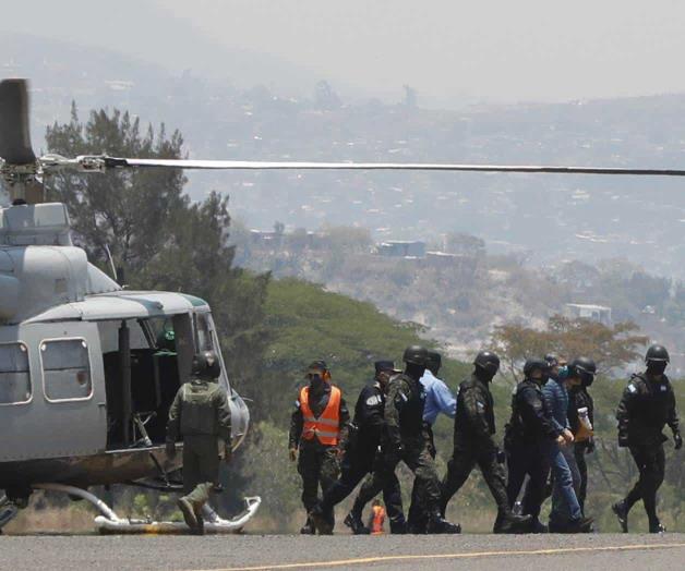 Extradita Honduras expresidente a EU