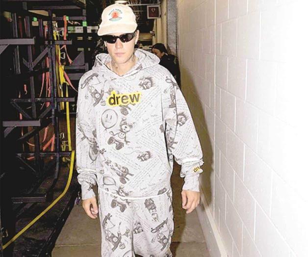 Lo demandan por plagio