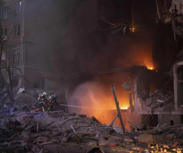 Explosiones sacuden Kiev nuevamente mientras los rusos llueven fuego sobre Ucrania